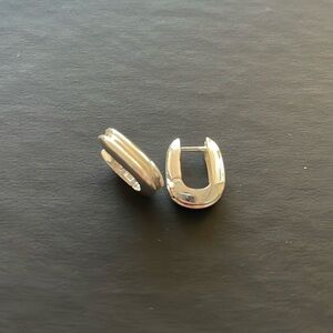 Jenny Bird Teeni Toni Ribbed Huggie Hoops